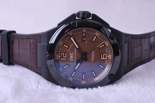 ＩＷＣ インヂュニア オートマティック ＡＭＧブラックシリーズ セラミック IW322504